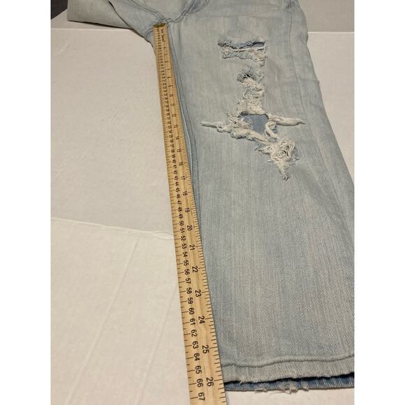 Wild Fable Womens High Rise Mom Jeans Size 4 Distressed Holes - Picture 6 of 10